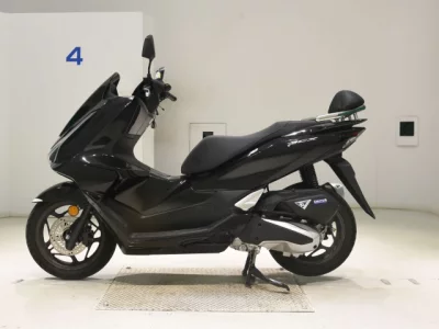 Honda PCX125-4
