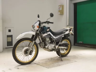 Yamaha SEROW 225-3
