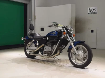 Honda MAGNA 250