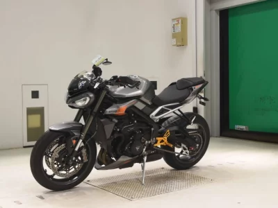 Triumph TRIUMPH  STREET  TRIPLE RS