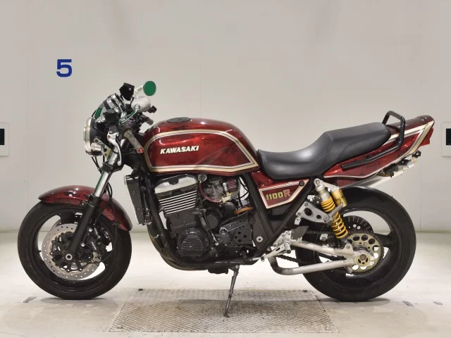 Kawasaki ZRX1100