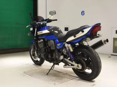 Kawasaki ZRX1100