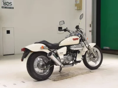 Honda MAGNA 50