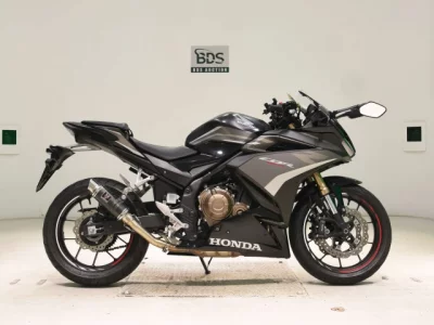 Honda CBR400R-2