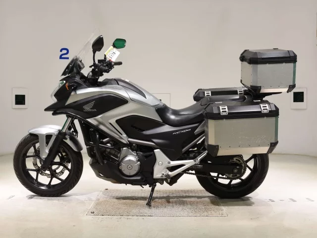 Honda NC700XDLD  с аукциона в Японии
