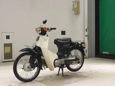 Honda C50