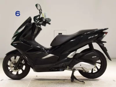 Honda PCX125-3