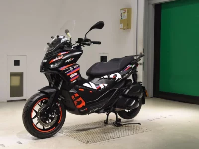 Aprilia APRILIA SR GT 200