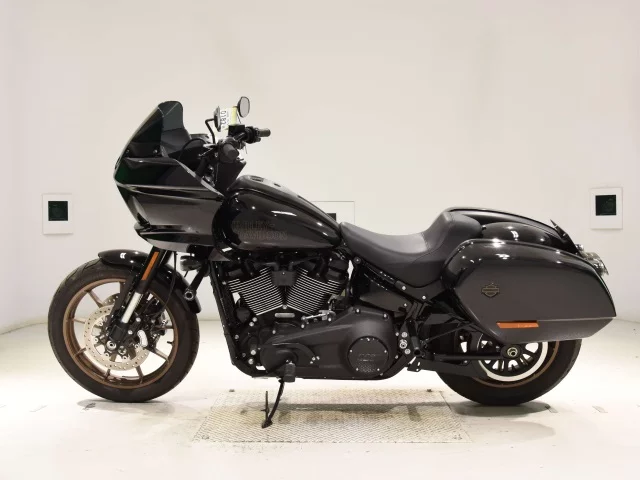 Harley-Davidson  HARLEY FXLRST1920