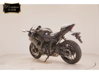 Yamaha YZF-R7-2