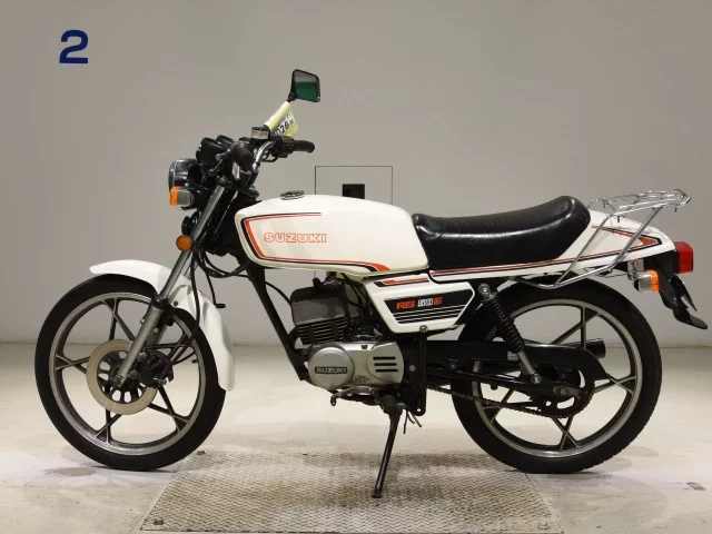 Suzuki RG50