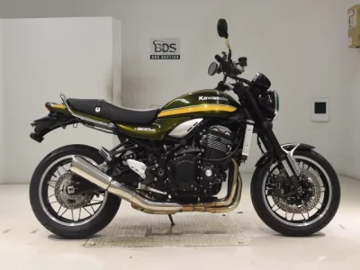 Kawasaki Z900RS