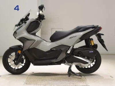 Honda ADV160