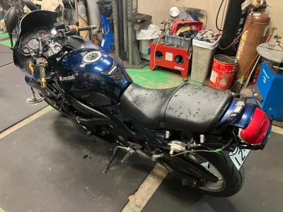 Kawasaki ZZR400