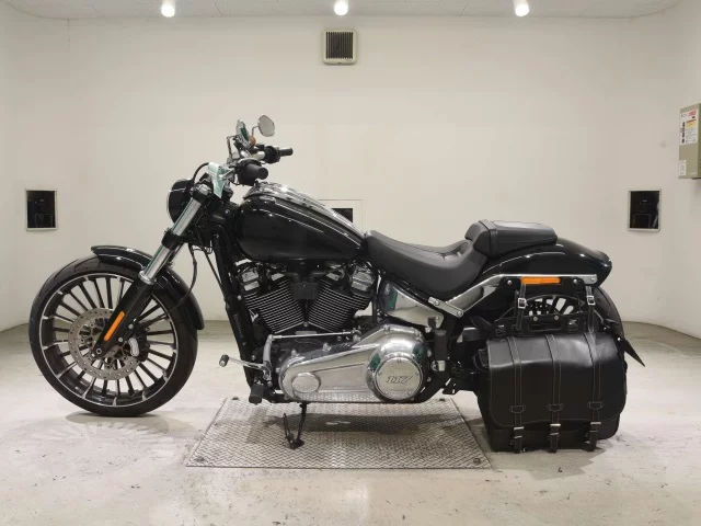Harley-Davidson  HARLEY FXBR1920