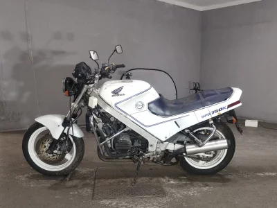Honda VFR750 TRAINING CAR 