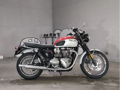 Triumph TRIUMPH T120 BONNEVILLE