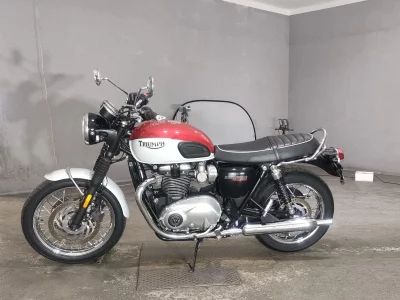 Triumph TRIUMPH T120 BONNEVILLE