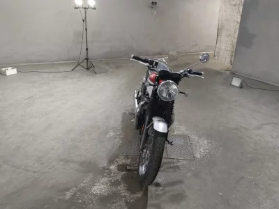 Triumph TRIUMPH T120 BONNEVILLE