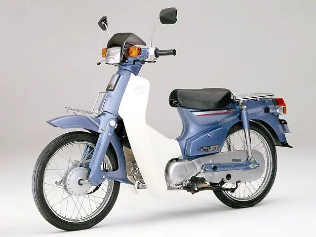 Super Cub 50 Super Custom with electric starter
