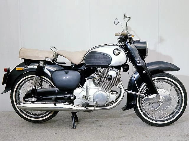 Honda Dream C72