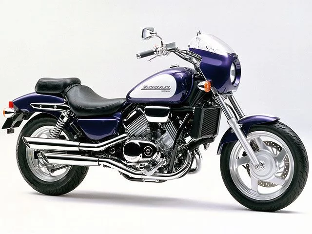 Honda Magna RS