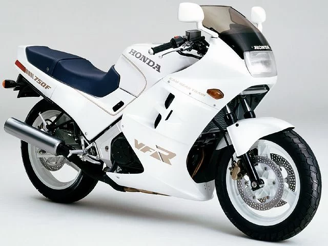 Honda VFR750F Interceptor