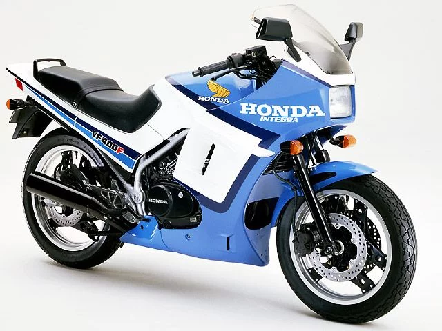 Honda VF400F Integra