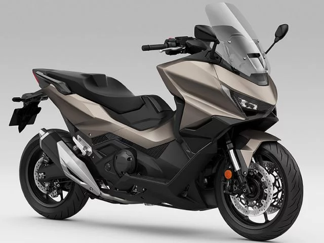 Honda Forza 750