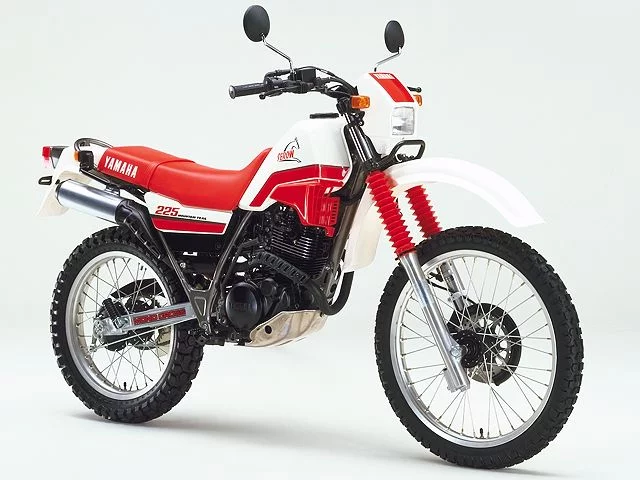 SEROW 225