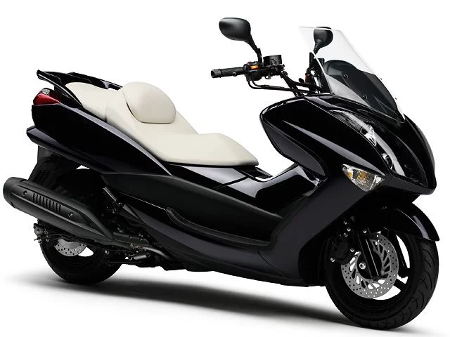 Yamaha Majesty