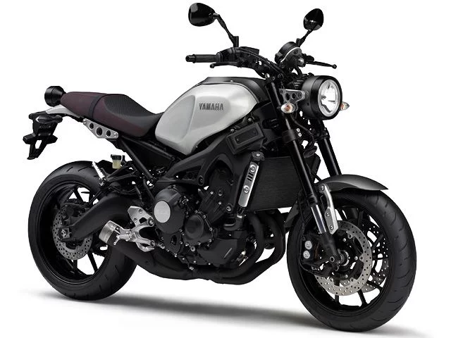 XSR900