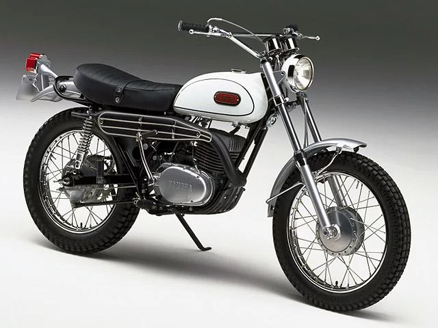 Yamaha DT1