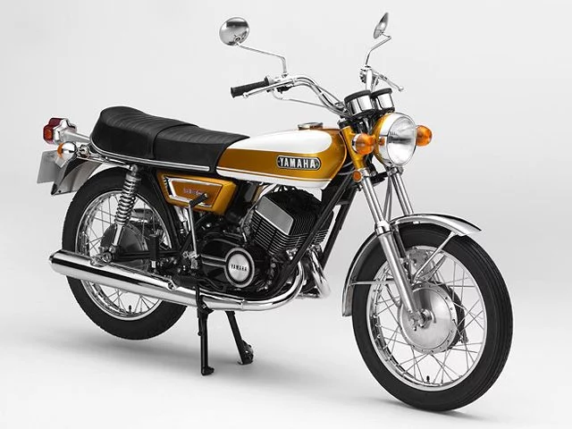 Yamaha DX250