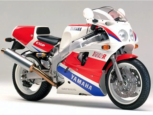 Yamaha FZR750R