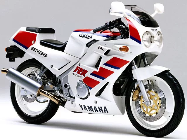 Yamaha FZR250