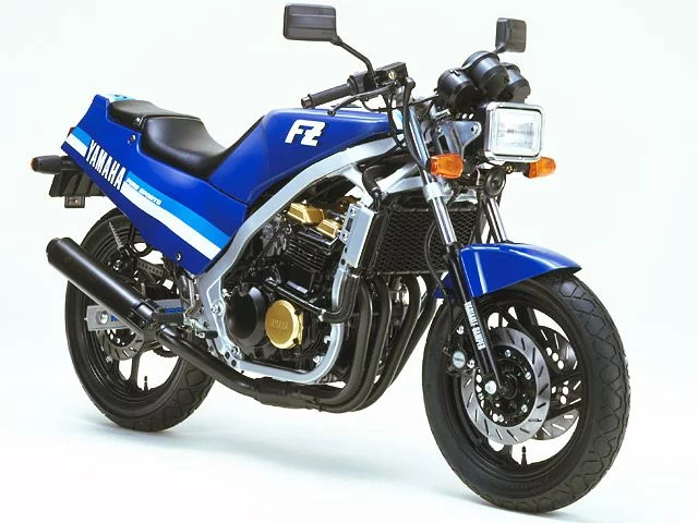 Yamaha FZ400N