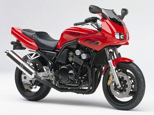 Yamaha FZ400