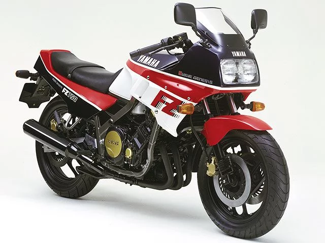 Yamaha FZ750