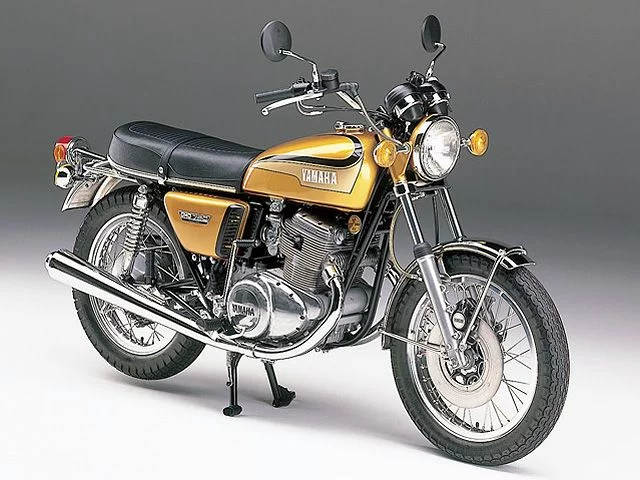 Yamaha TX750