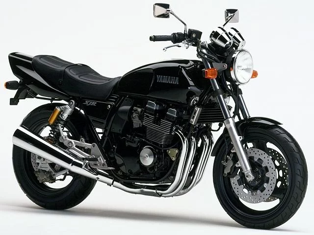 Yamaha XJR400