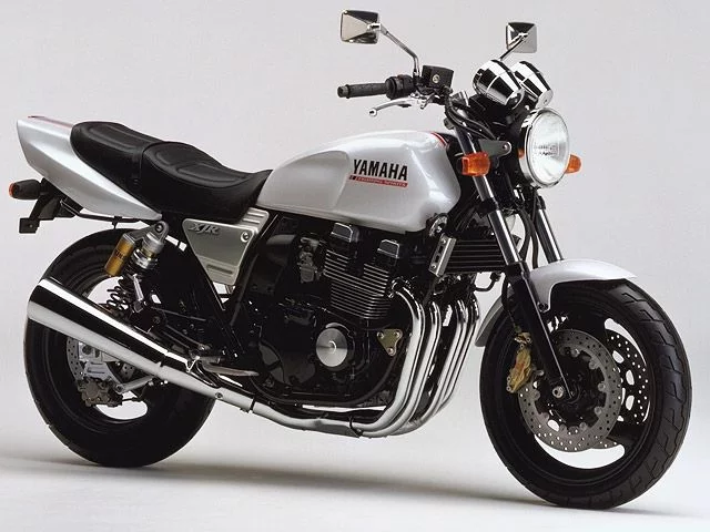 XJR400R