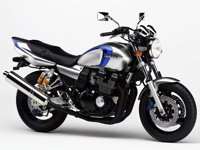 XJR400R