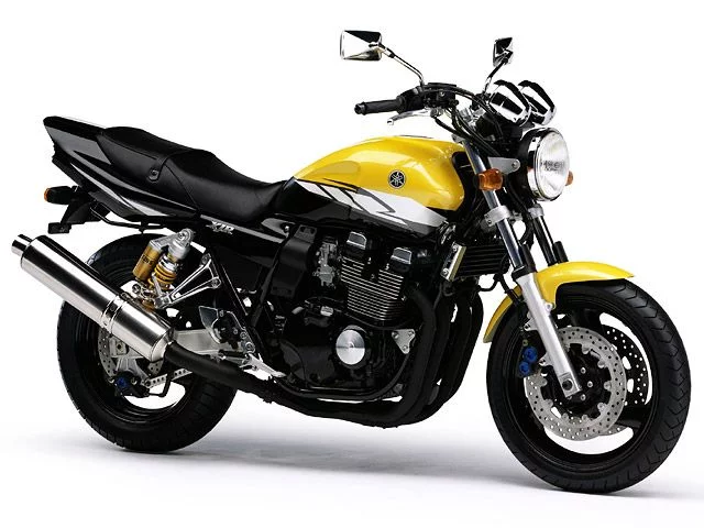 XJR400R