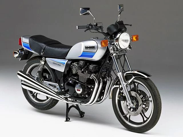 Yamaha XJ400D