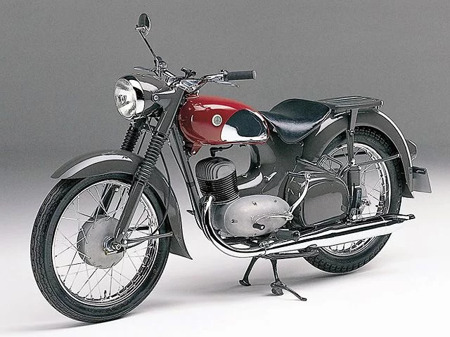 Yamaha YC-1