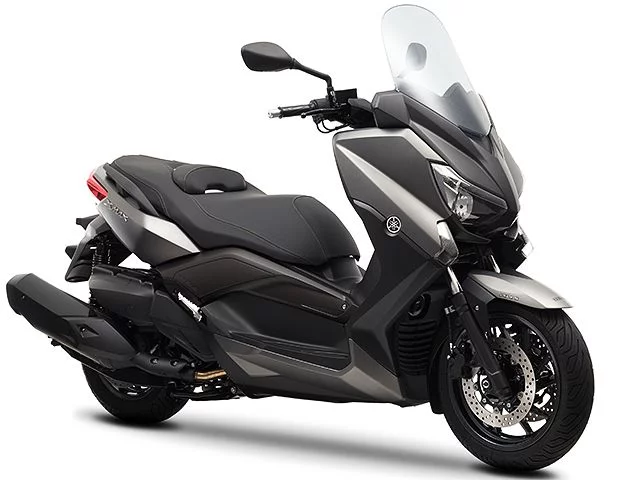 XMAX 400