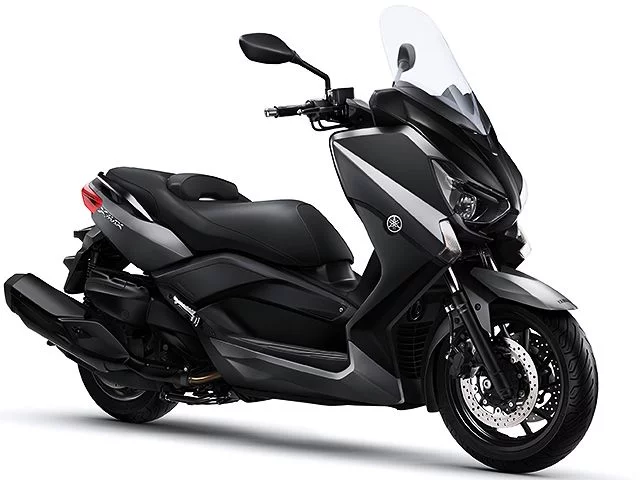 XMAX 400