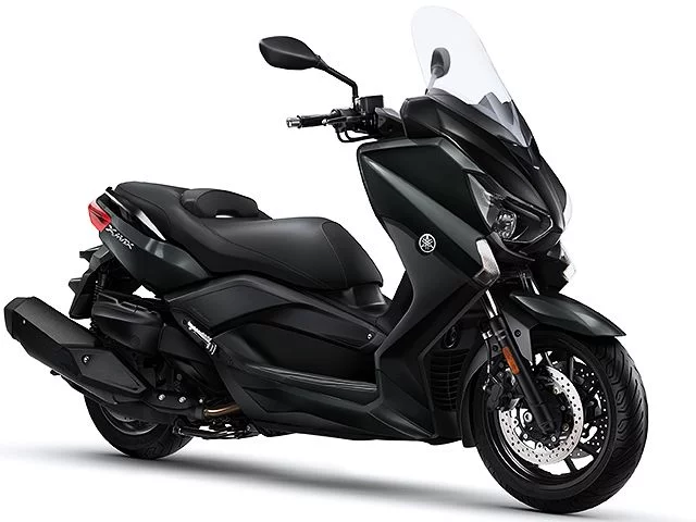 XMAX 400