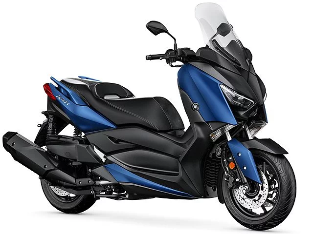 XMAX 400
